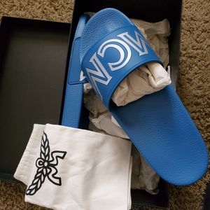 MCM Mens Slides